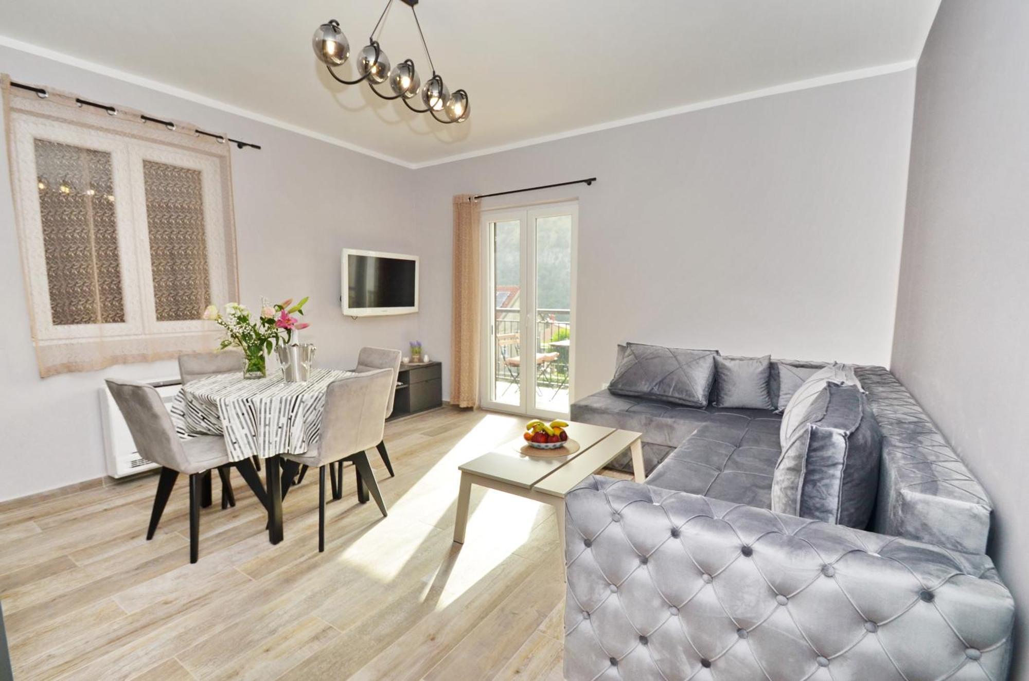 Apartments Orizzonte With Beautiful View Of The Bay Kotor Exteriér fotografie