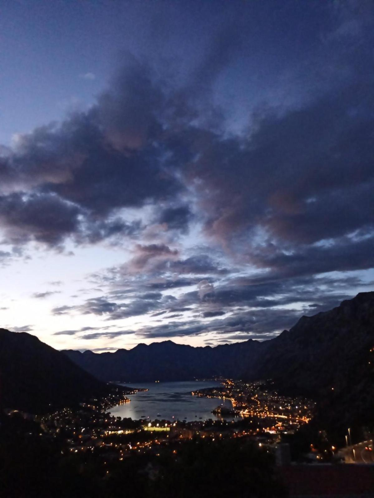 Apartments Orizzonte With Beautiful View Of The Bay Kotor Exteriér fotografie
